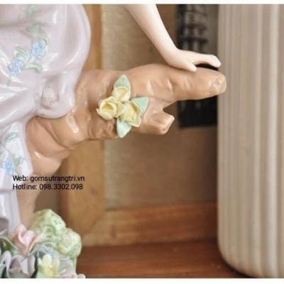 TƯỢNG THỦ CÔNG MẸ VÀ BÉ